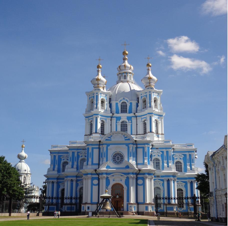 My Favourite Garden Hotel Санкт Петербург Екстериор снимка